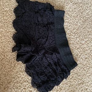 Black Lace Shorts, size M